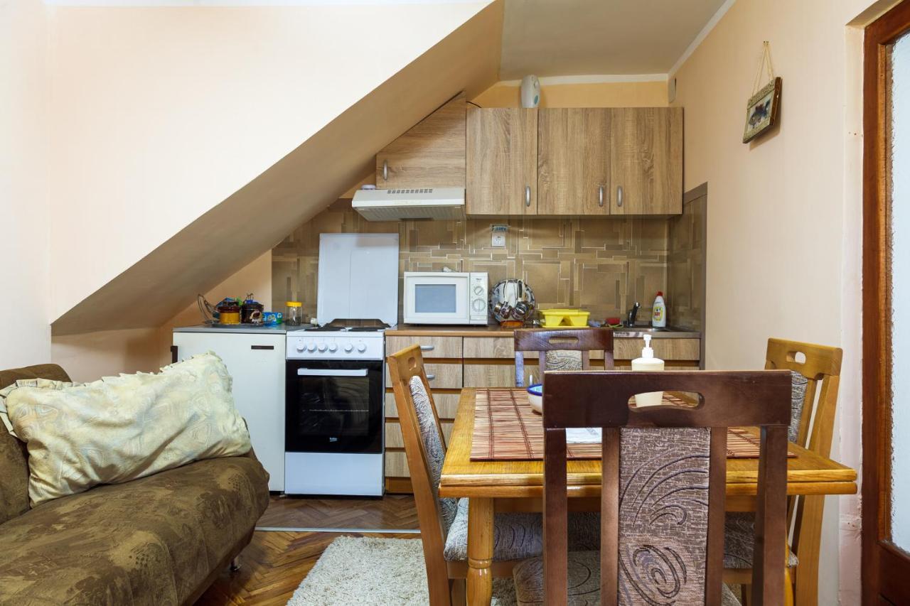 Apartment & Rooms Aleksandar Golubac Exterior photo